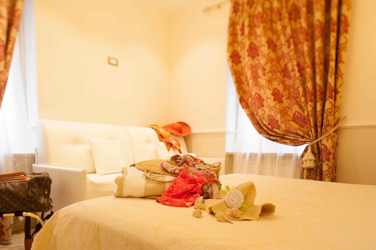 Hotel Astigiana & Appartamenti Varazze Rom bilde
